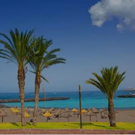 Apartamento En Playa Honda Apartment *